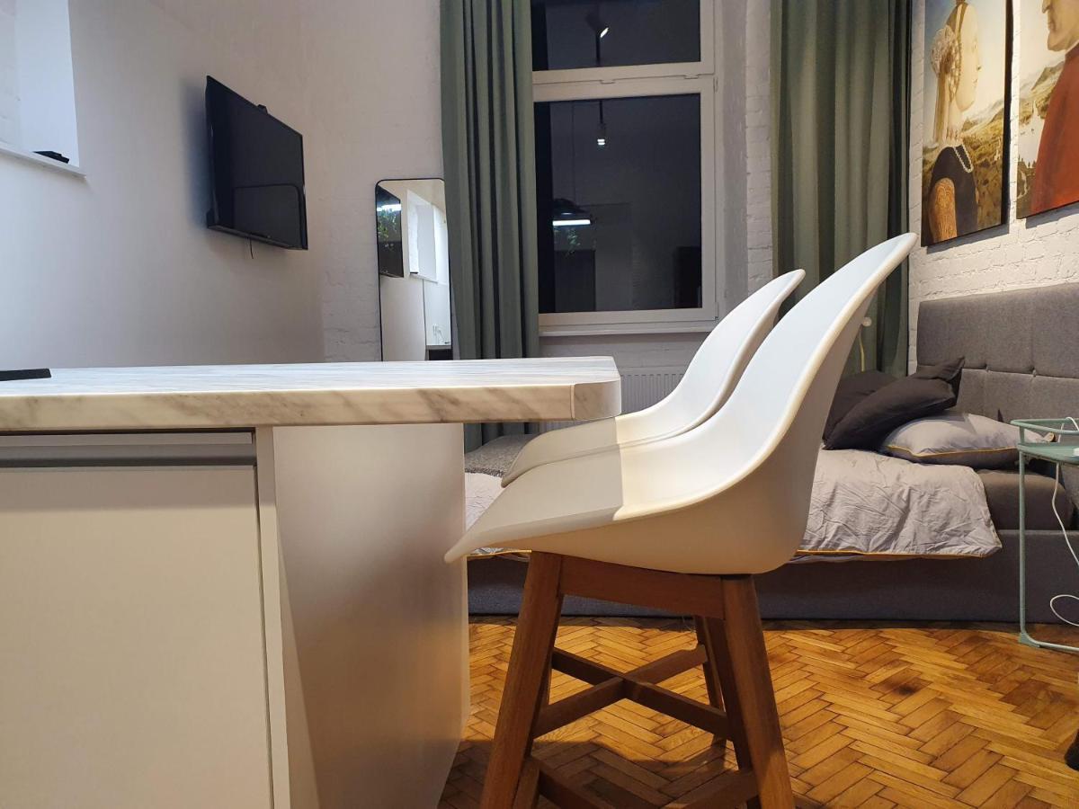 Takie Studio, Ze Zal Nie Wynajac Lodž Exteriér fotografie