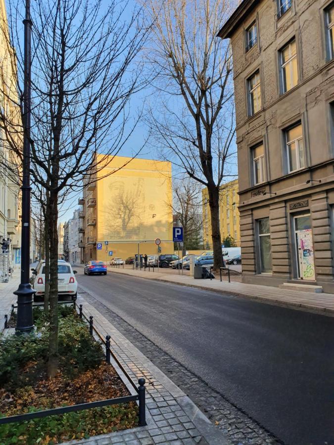 Takie Studio, Ze Zal Nie Wynajac Lodž Exteriér fotografie